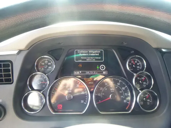 2021 Peterbilt 579