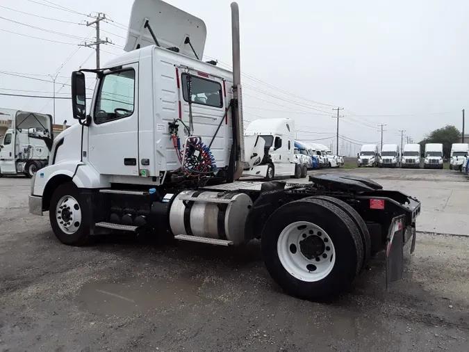 2016 VOLVO VNL42TRACTOR