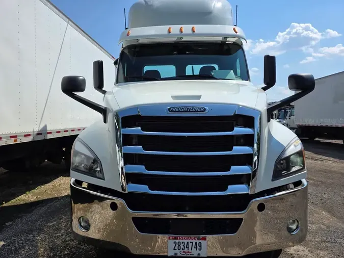 2019 FREIGHTLINER NEW CASCADIA 126