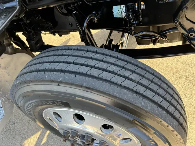2020 Peterbilt 567