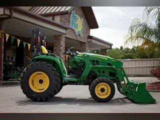 2022 John Deere 3038E