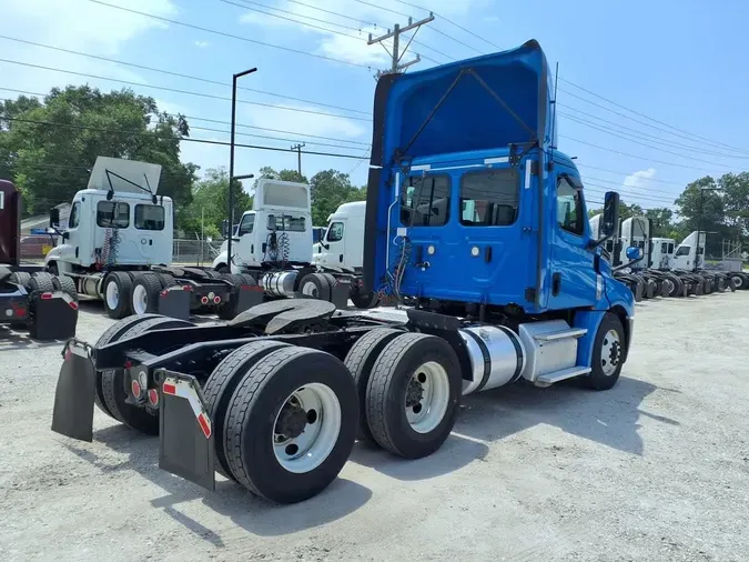 2019 FREIGHTLINER NEW CASCADIA PX12664