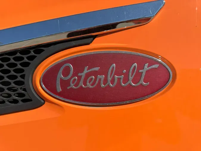 2024 Peterbilt 579