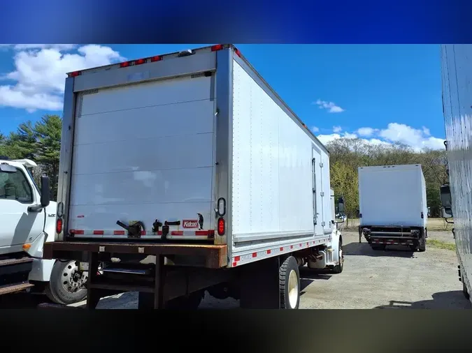 2020 FREIGHTLINER/MERCEDES M2 106