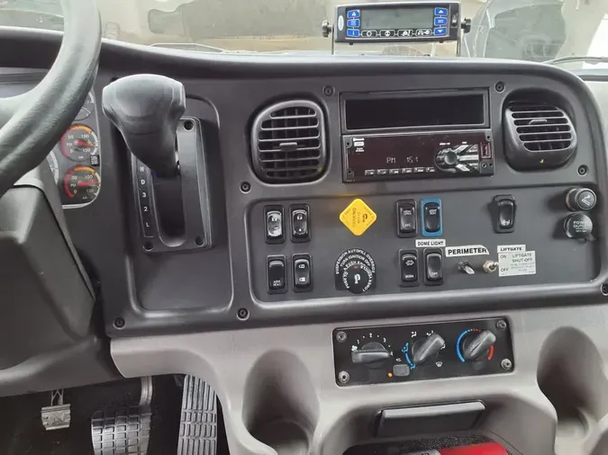 2020 FREIGHTLINER/MERCEDES M2 106756a706241923c3b6c3a816b76c5858b