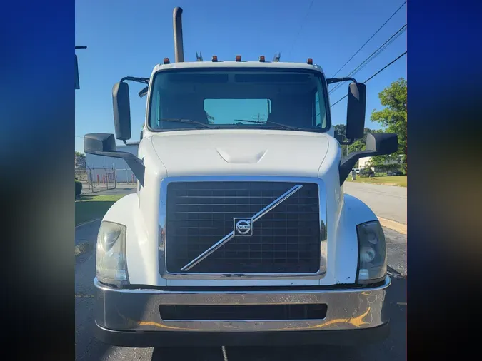 2016 VOLVO VNL64TRACTOR