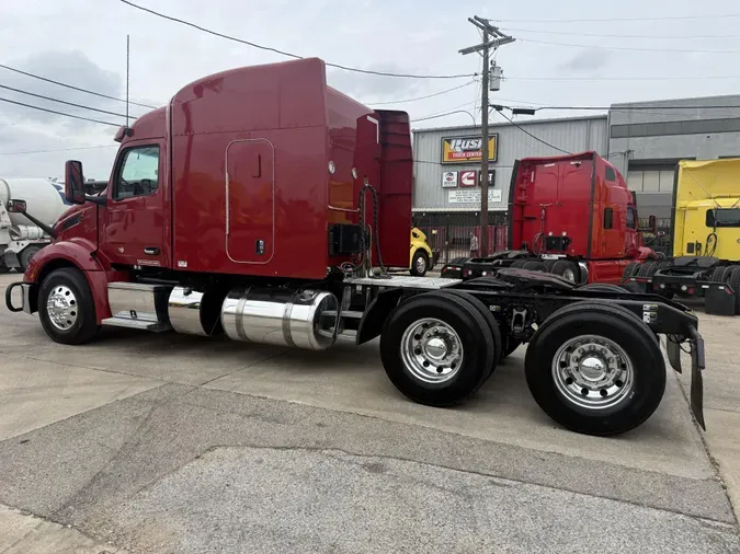 2022 Peterbilt 579