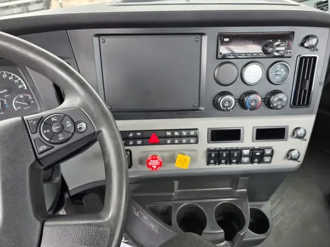 2019 FREIGHTLINER NEW CASCADIA PX12664