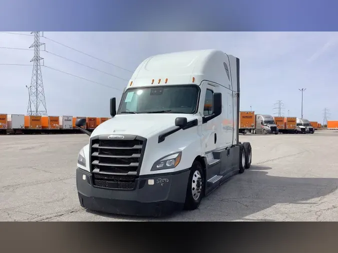 2022 Freightliner Cascadia 126
