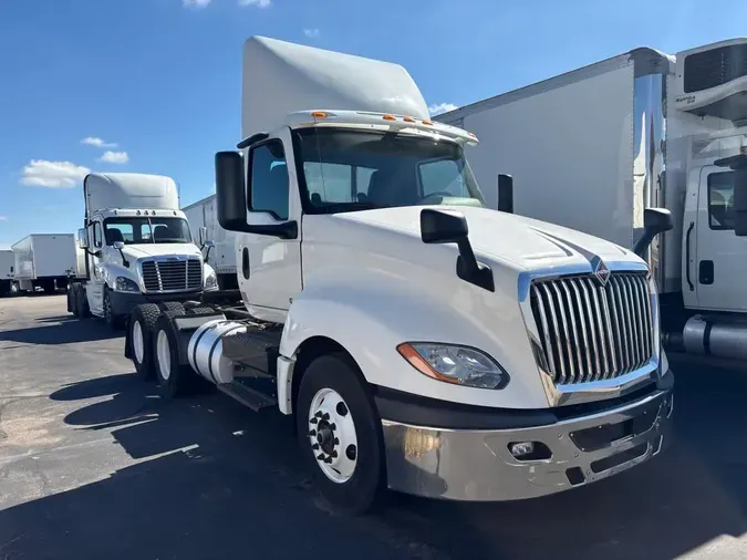 2019 NAVISTAR INTERNATIONAL LT625 DAYCAB T/A757d983dd1b3b46bf286601f392957f6