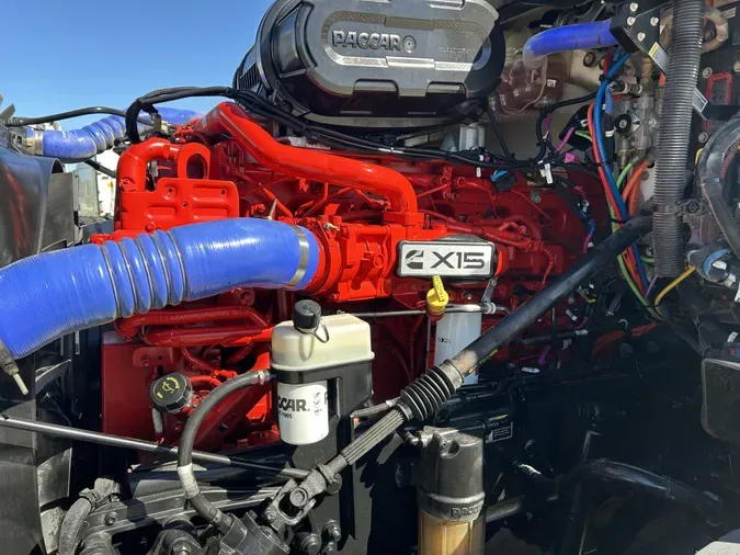2023 Peterbilt 579
