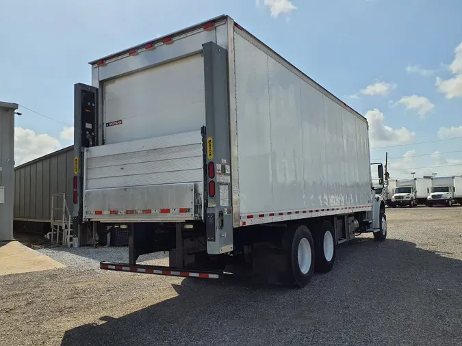 2018 FREIGHTLINER/MERCEDES M2 106