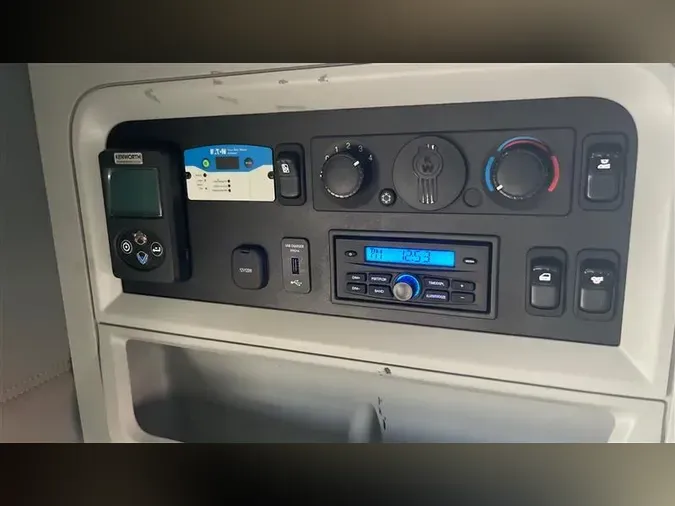 2021 KENWORTH T680