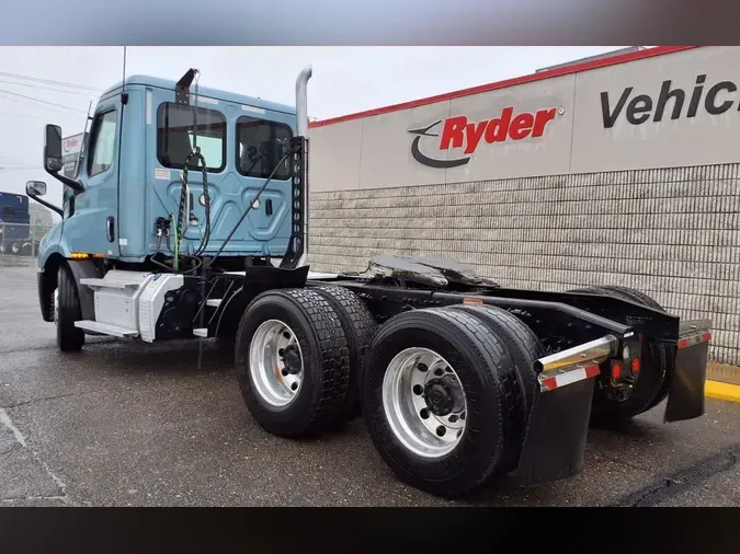 2021 FREIGHTLINER/MERCEDES CASCADIA PX11664ST