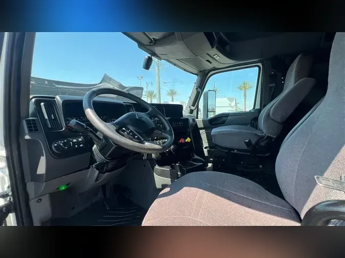 2020 INTERNATIONAL LT