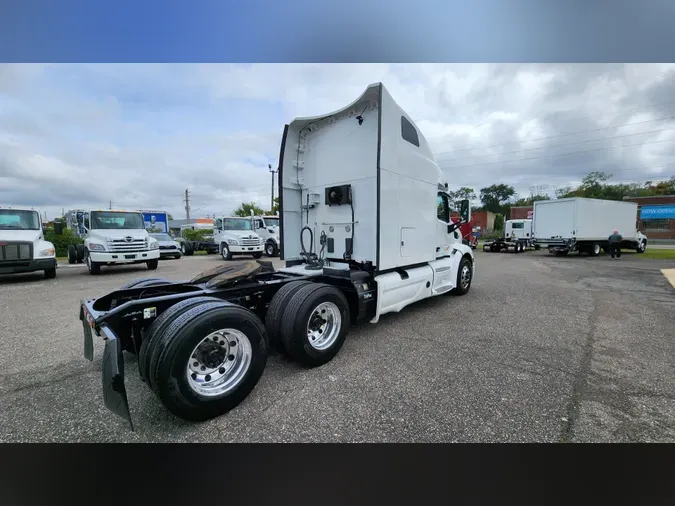 2022 Peterbilt 579