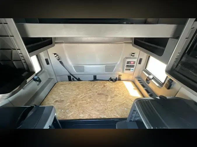 2022 INTERNATIONAL LT625