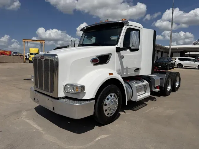 2024 Peterbilt 567