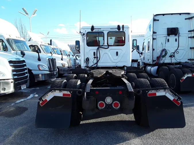 2018 FREIGHTLINER/MERCEDES CASCADIA 113