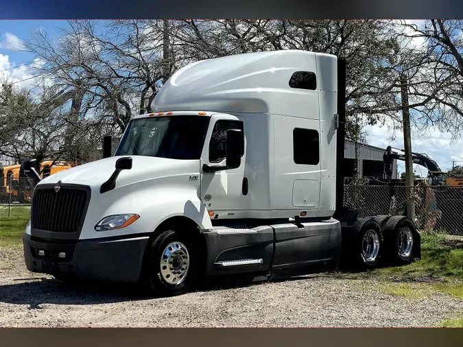 2021 INT LT625 6x4