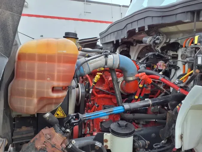 2019 NAVISTAR INTERNATIONAL 4300 SBA