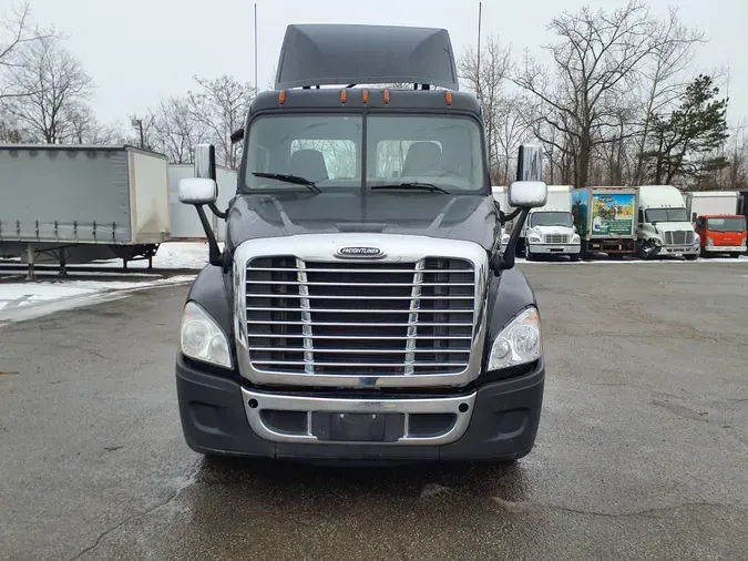 2017 FREIGHTLINER/MERCEDES CASCADIA 125