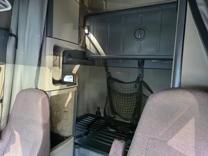 2020 FREIGHTLINER CASCADIA 125