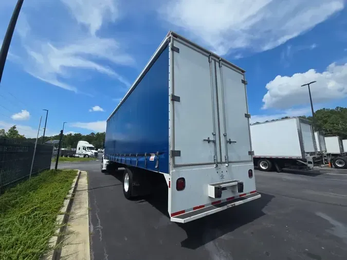 2021 FREIGHTLINER/MERCEDES M2 106