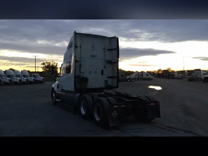 2022 International LT625759f101086f709b7b4568375848ba13b