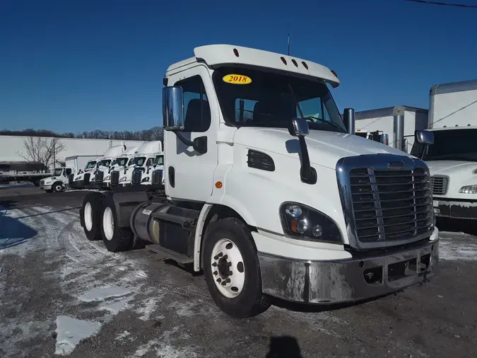 2018 FREIGHTLINER/MERCEDES CASCADIA 113