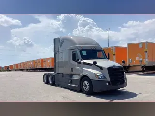 2024 Freightliner Cascadia 126
