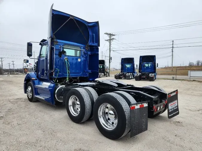 2017 WESTERN STAR 5700