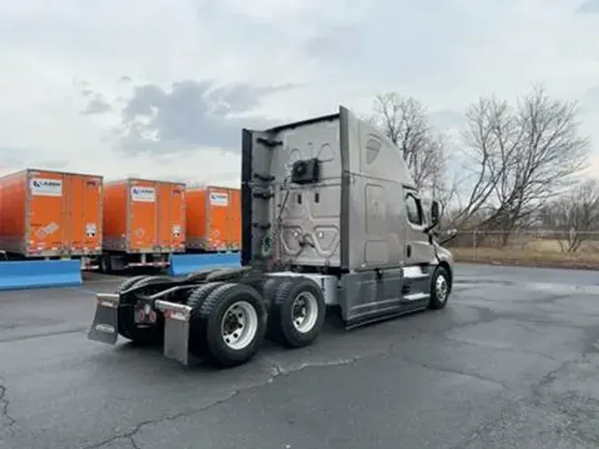 2021 Freightliner Cascadia