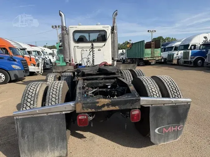 2008 PETERBILT 388