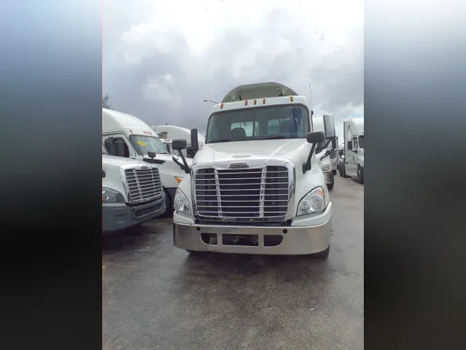 2016 FREIGHTLINER/MERCEDES CASCADIA 125