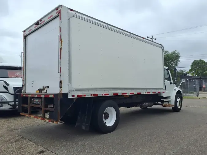 2019 FREIGHTLINER M2 106