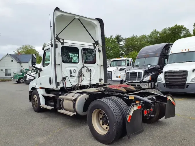 2019 FREIGHTLINER NEW CASCADIA 126
