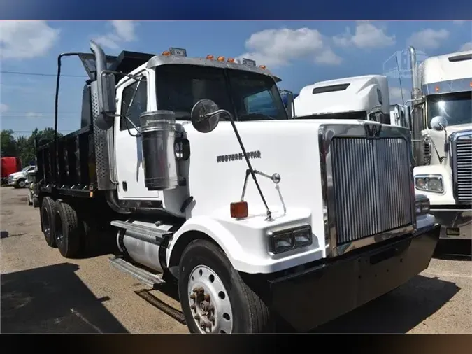 2007 WESTERN STAR 4900