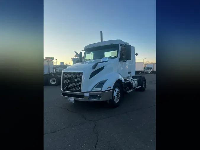 2019 VOLVO VNL42T 30075bc99eaf9ae3dd7bcd2ca4bef891ed3