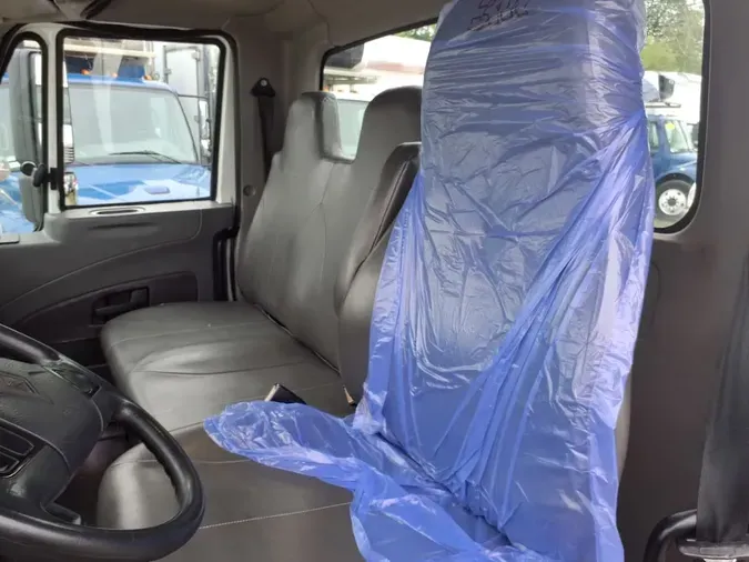 2019 NAVISTAR INTERNATIONAL 4300