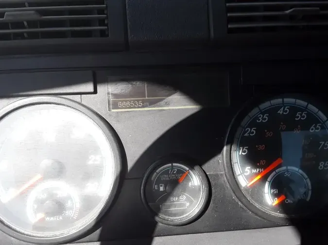 2017 FREIGHTLINER/MERCEDES CASCADIA 125