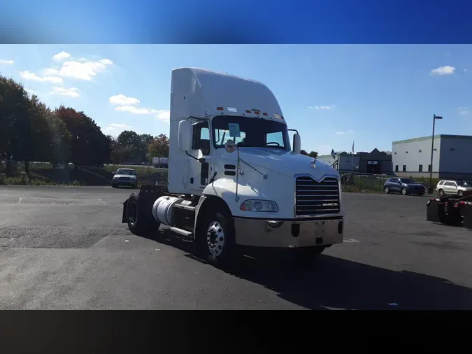 2018 Mack CXU (PINNACLE)75be1bdbcb7b17800133f824e7e96611