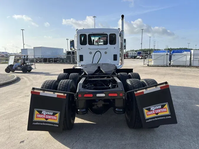 2020 Peterbilt 567