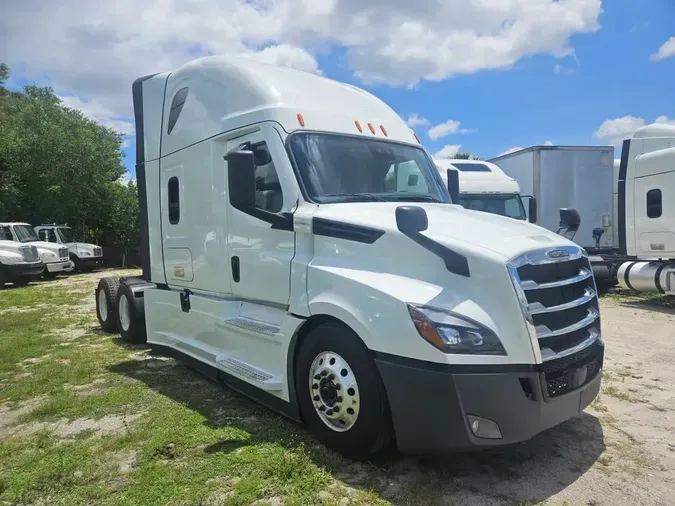 2022 FREIGHTLINER/MERCEDES NEW CASCADIA PX1266475c298edcf95cee91e7994b385e60ffa