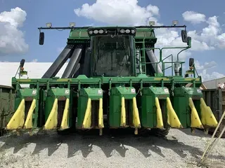 2011 John Deere 7760