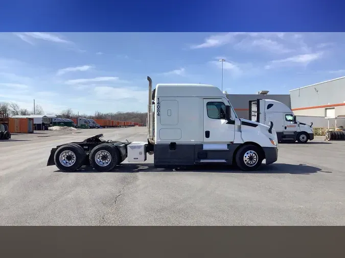 2022 Freightliner Cascadia 12675c78cb6bf40e2734263cecb9d9091b1