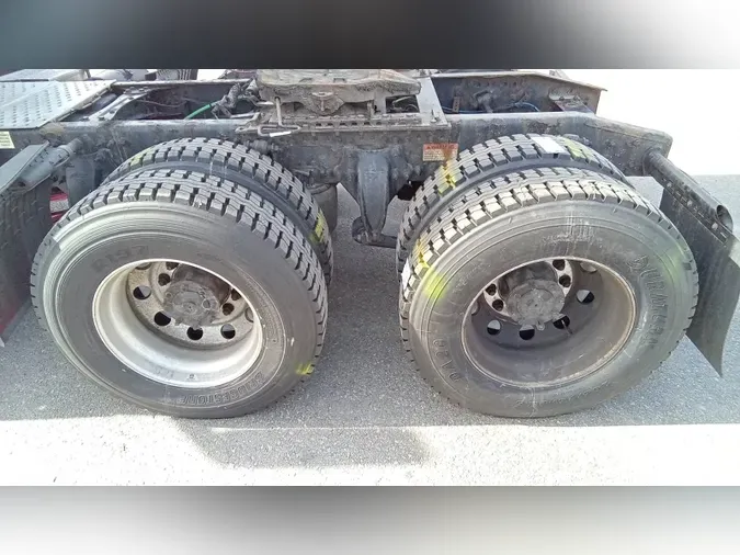 2020 Freightliner Cascadia 126