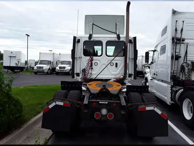 2020 FREIGHTLINER CASCADIA 125