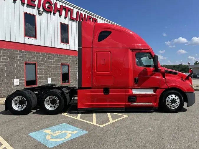 2022 Freightliner Cascadia&reg;
