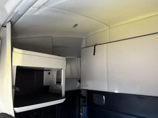 2024 Kenworth T68075d00e3c6c793d3390aae0391c9e012c